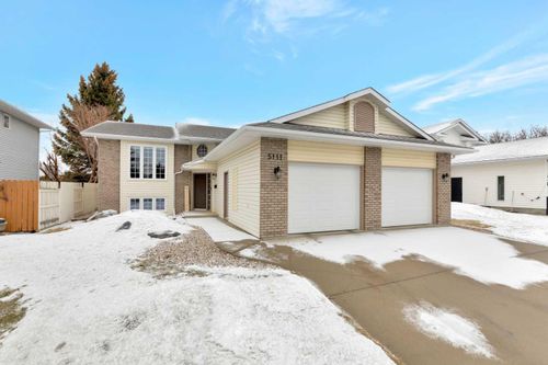 5111 26 St, Lloydminster, AB, T9V2L8 | Card Image