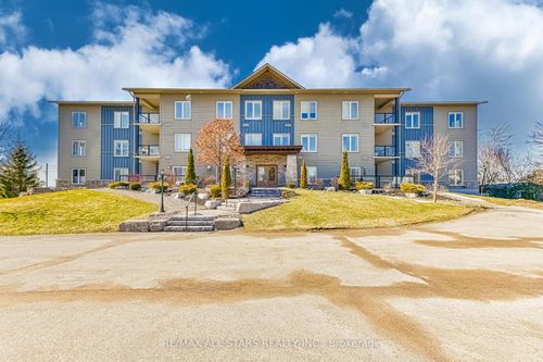 201-94 Francis Street W, Kawartha Lakes, ON, K0M1N0 | Card Image