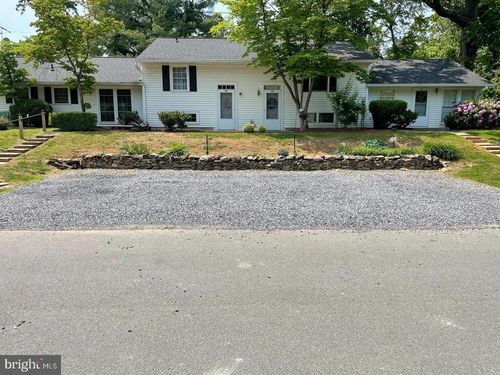 214-216 Maple St, MIDDLEBURG, VA, 20117-2648 | Card Image