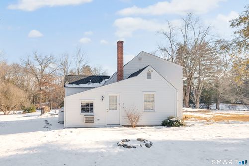 70 Cranbury Rd, Norwalk, CT, 06851-2619 | Card Image