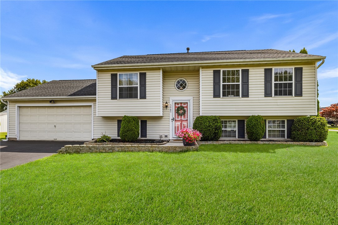 Arentine Way, Cicero, NY 13039