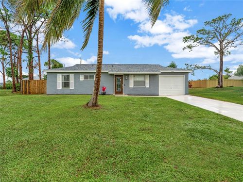 660 25th St Sw, VERO BEACH, FL, 32962-8143 | Card Image