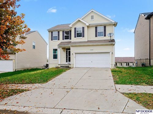 19618 T Street, Omaha, NE, 68135 | Card Image