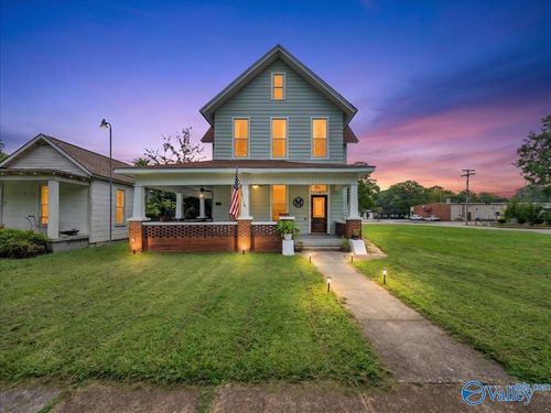 718 5th Ave Se, Decatur, AL, 35601-3014 | Card Image
