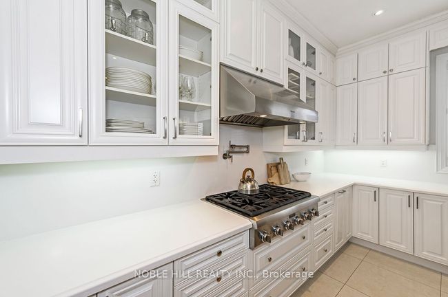 17 Westbrooke Blvd, House other with 4 bedrooms, 5 bathrooms and 6 parking in Nobleton ON | Image 9