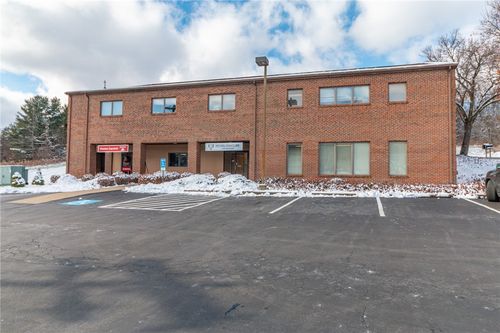 1158 Pittsburgh Rd, Valencia, PA, 16059-3128 | Card Image