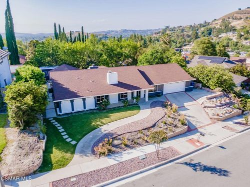 2085 Rayshire St, Thousand Oaks, CA, 91362-2460 | Card Image