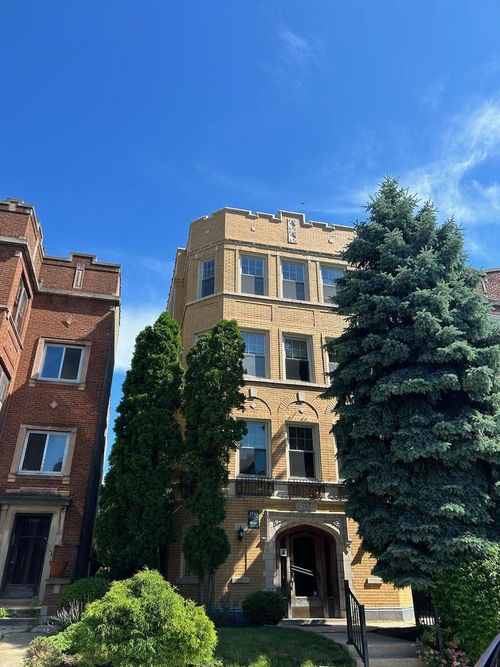 apt-3-2720 Winnemac Ave, Chicago, IL, 60625-2778 | Card Image