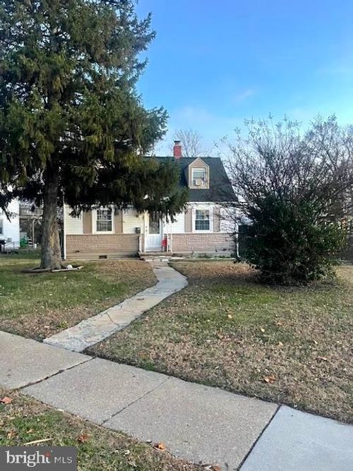 8115 Dundalk Ave, BALTIMORE, MD, 21222-6011 | Card Image