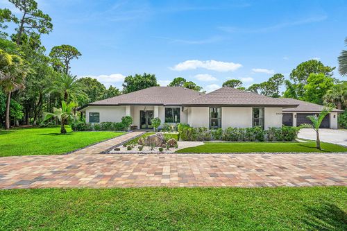 14829 Stirrup Ln, Wellington, FL, 33414-7831 | Card Image