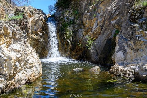 2 Huer Huero Rd, Creston, CA, 93432 | Card Image