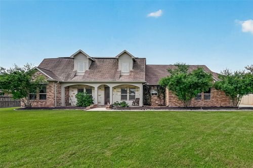 15648 Connie Ln, Montgomery, TX, 77316-9440 | Card Image