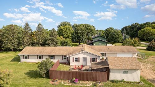 38630 Woodview Lane, Le Center, MN, 56057 | Card Image