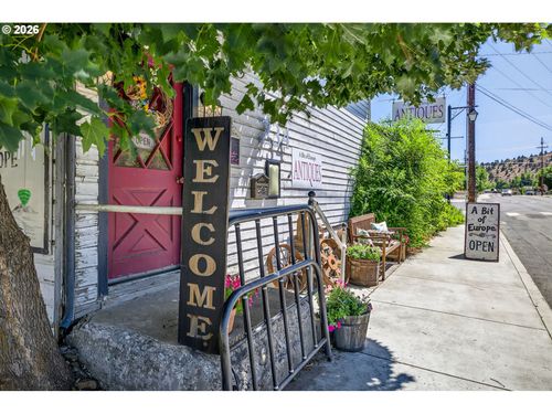 1190-234 S Canyon Blvd, John Day, OR, 97845-1045 | Card Image