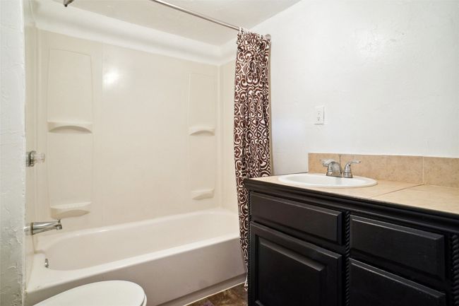 Full bath | Image 21