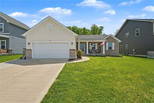 9229 Lakeside St, Tipp City, OH, 45371-2595 | Card Image