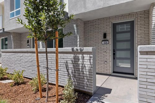 1808 Loft Walk, Sacramento, CA, 95816 | Card Image