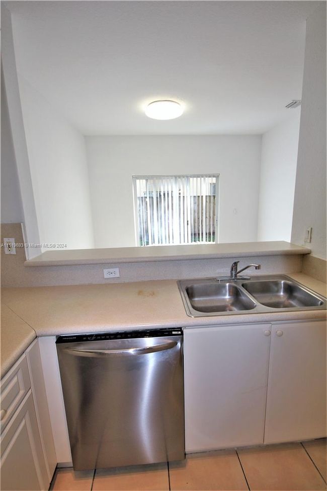 UNIT-102 - 1660 Se 29 Th St, Condo with 3 bedrooms, 2 bathrooms and null parking in Homestead FL | Image 7