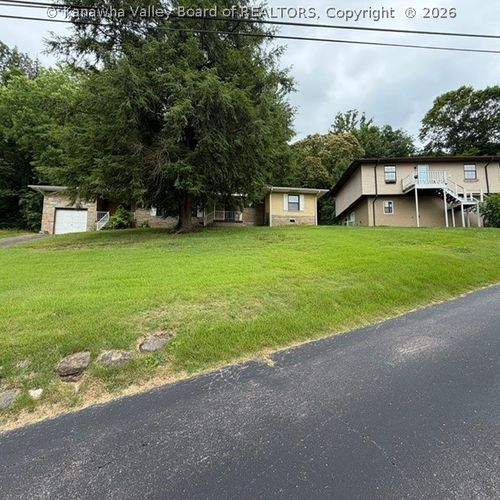 4790 Charleston Rd, Poca, WV, 25159-7273 | Card Image