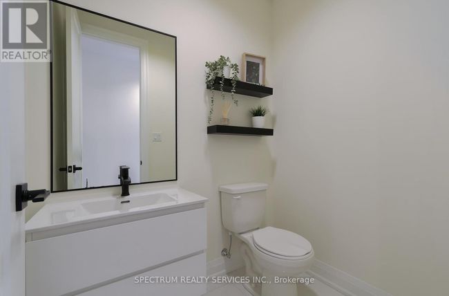 199 Grand Trunk Avenue, Townhouse with 3 bedrooms, 3 bathrooms and 2 parking in Vaughan (Patterson) ON | Image 19