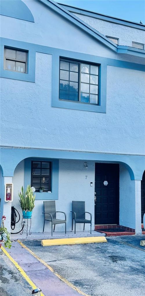 7-32-11741 Sw 18th St, Miami, FL, 33175-1635 | Card Image