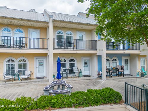 apt-110-548 W Beach Blvd, Long Beach, MS, 39560-5904 | Card Image