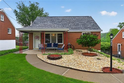 6309 Whitewood St, South Park, PA, 15129-9641 | Card Image