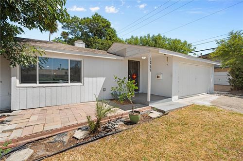 1277 Mindo Dr, Pomona, CA, 91767-5119 | Card Image