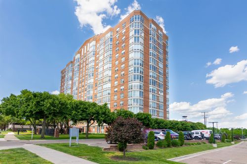 apt-1409-250 E Harbortown Dr, Detroit, MI, 48207-5013 | Card Image