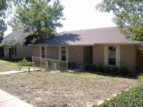 4705 Cliffwood Dr, Garland, TX, 75043-3320 | Card Image