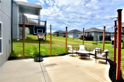 2152 Hay Market Ct, Liberty, MO, 64068-7463 | Card Image