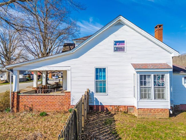 21 W 8 Th St, House other with 3 bedrooms, 1 bathrooms and null parking in Manchester OH | Image 15
