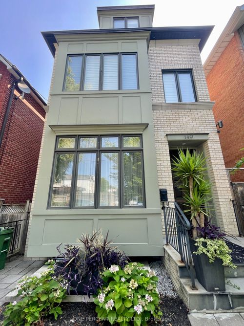 149 Ronan Ave, Toronto, ON, M4N2Y2 | Card Image