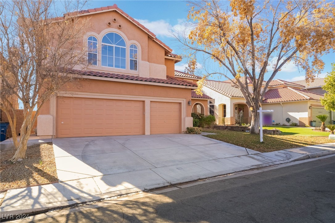 Loring Ave, Henderson, NV 89074