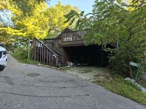 30215 Forest Dr, Burlington, WI, 53105-9191 | Card Image