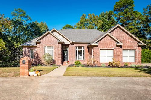 2622 Valley Park Drive, Little Rock, AR, 72212 | Card Image