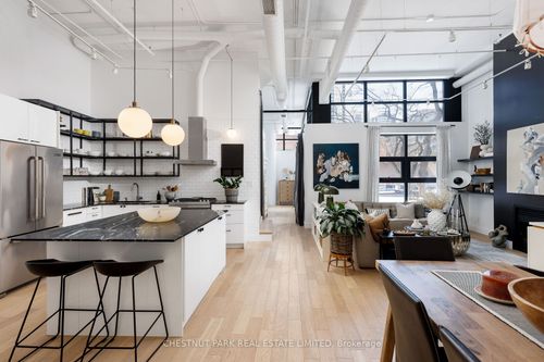 313-90 Sumach St, Toronto, ON, M5A4R4 | Card Image