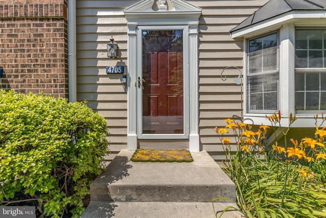 4705 - 4705 Fox Pointe Ct, Townhouse with 2 bedrooms, 3 bathrooms and null parking in GLEN MILLS PA | Image 4