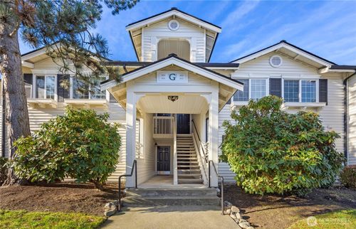 apt-g202-12404 E Gibson Rd, Everett, WA, 98204-8666 | Card Image