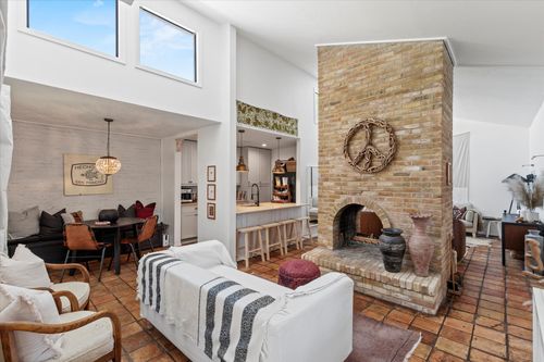 apt-232-5916 Birchbrook Dr, Dallas, TX, 75206-4595 | Card Image