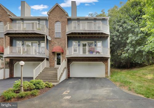 237 N 14th St, READING, PA, 19604 | Card Image