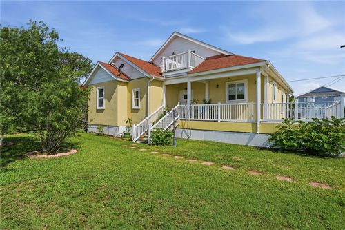 101 Copano Pkwy, Rockport, TX, 78382-8017 | Card Image