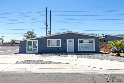 1359 E Morrison St, Yuma, AZ, 85365-2523 | Card Image