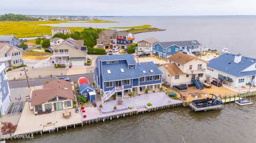 216 Maple Dr, Bayville, NJ, 08721-3117 | Card Image