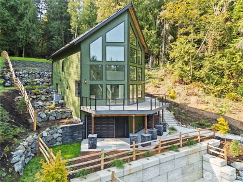 6828 Olive Ave, Stanwood, WA, 98292-8928 | Card Image