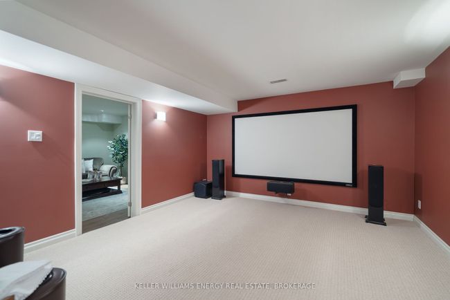 1044 Swiss Hts, House other with 4 bedrooms, 5 bathrooms and 4 parking in Oshawa ON | Image 37