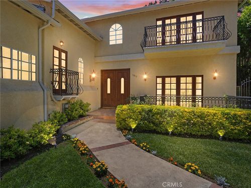 5815 Irving Ave, La Crescenta, CA, 91214-1526 | Card Image