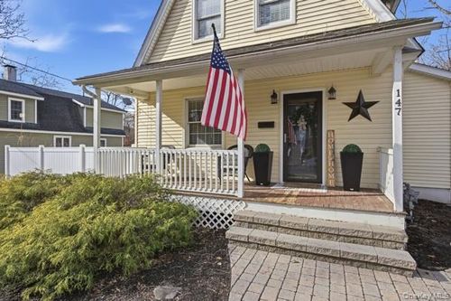 147 Dupont Ave, Newburgh, NY, 12550-4000 | Card Image