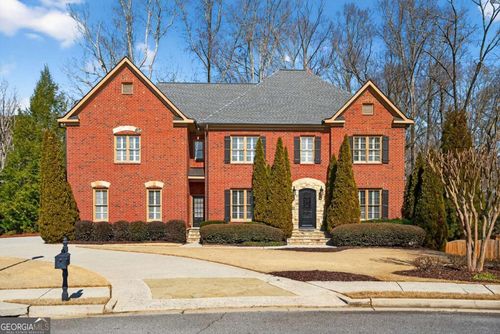 145 Shoal Creek Dr, Roswell, GA, 30075-5089 | Card Image