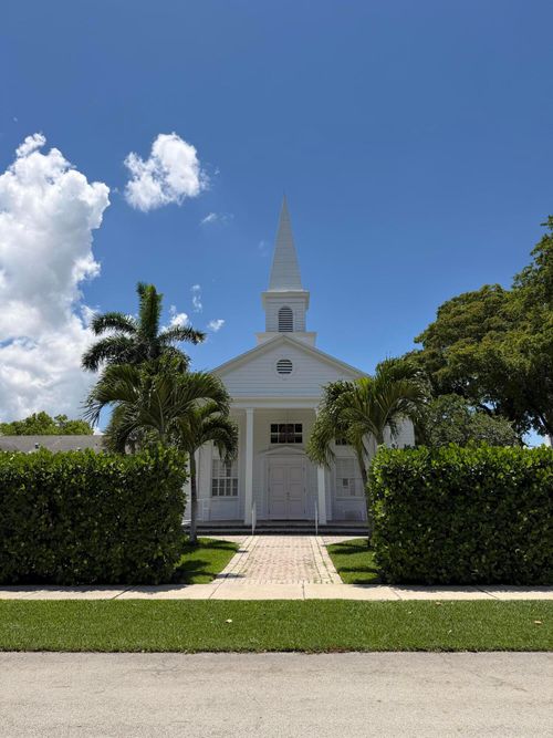 200 Se 7th Ave, Delray Beach, FL, 33483-5241 | Card Image